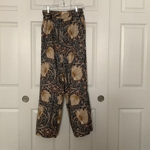 Size 8 wide legged multi colored pants.  Morris & Co. / H&M.